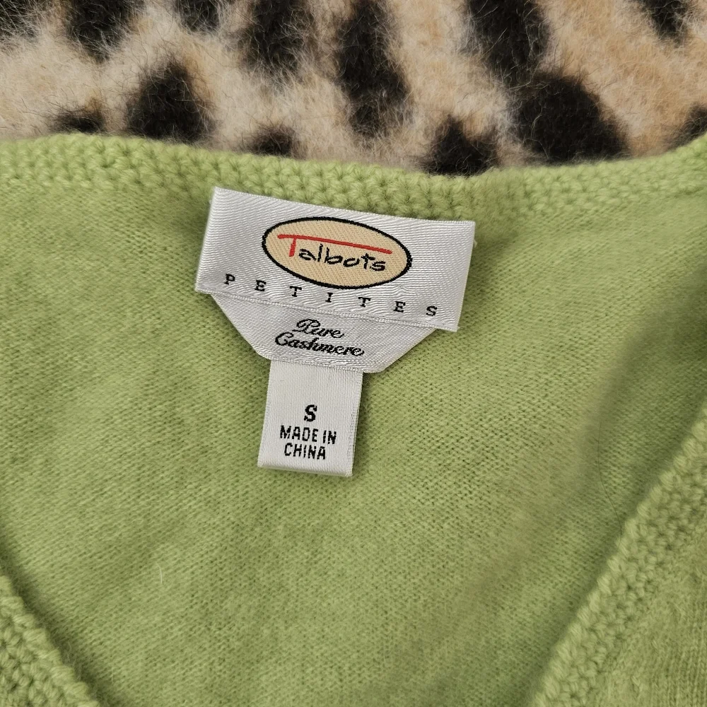Vintage Talbots V neck sweater 100% cashmere pistachio green size small P - Picture 5 of 6